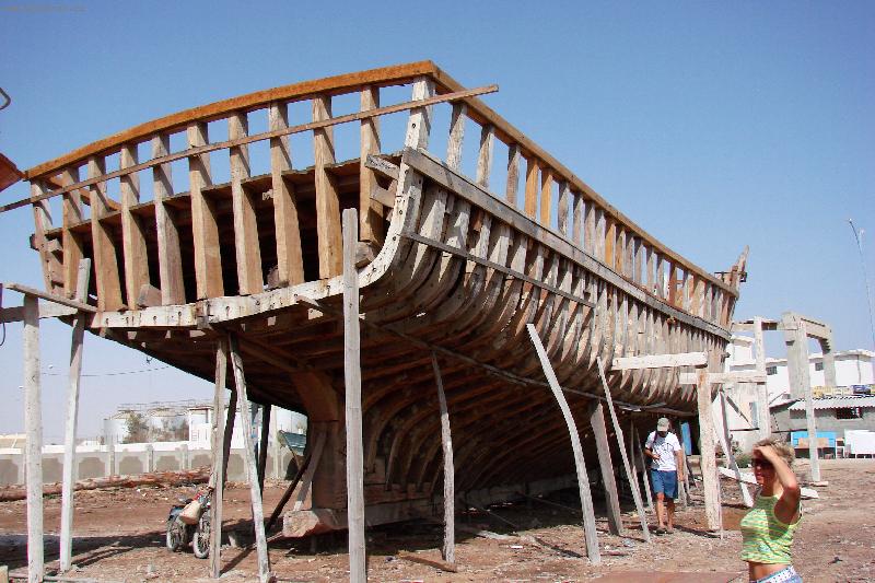 Foto: p��stav Zarzis-Nedokon�en� lod